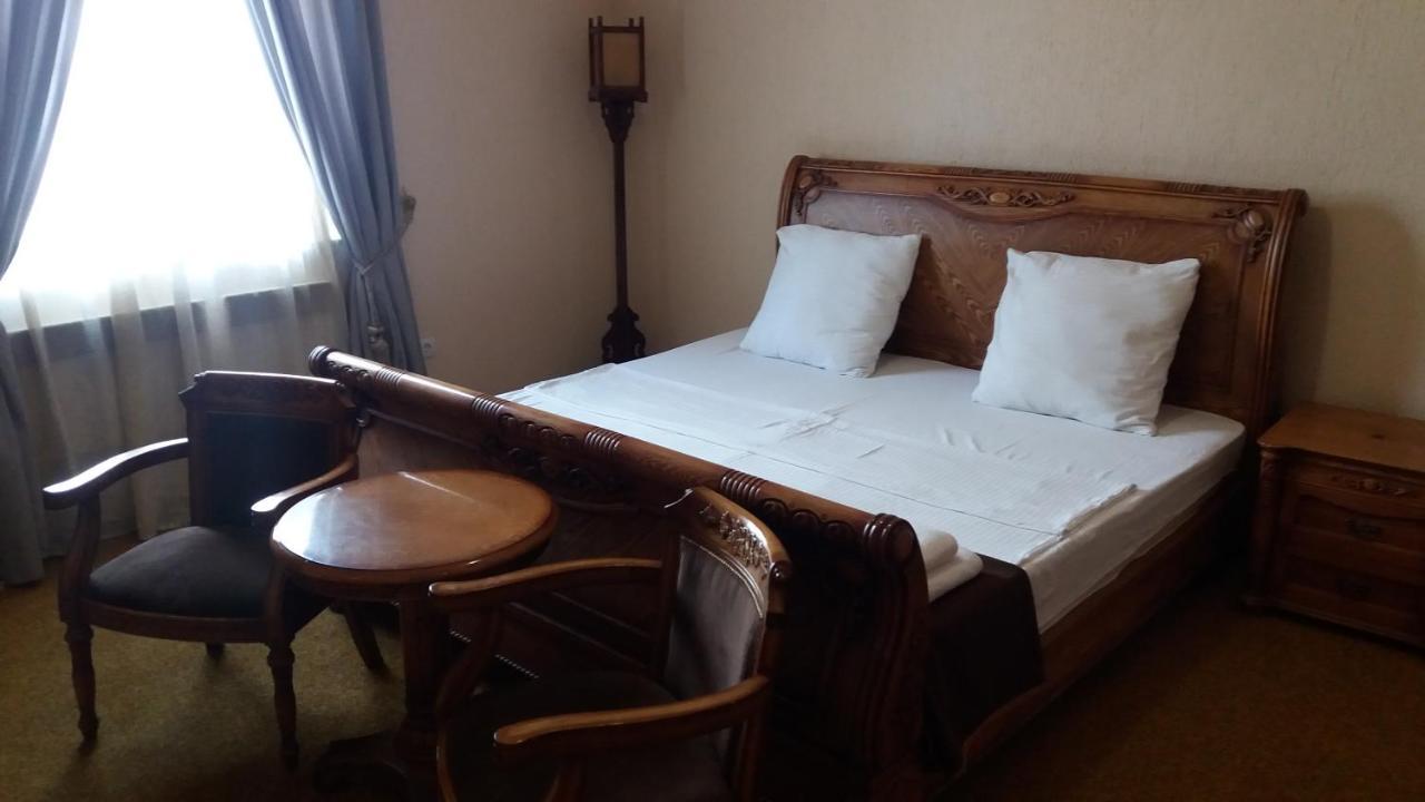 Saryarka Hotel Астана Екстер'єр фото
