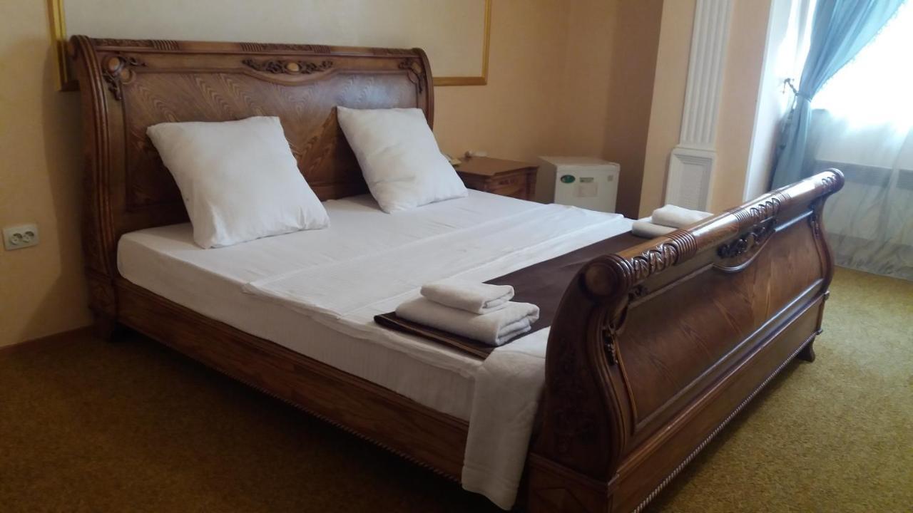 Saryarka Hotel Астана Екстер'єр фото